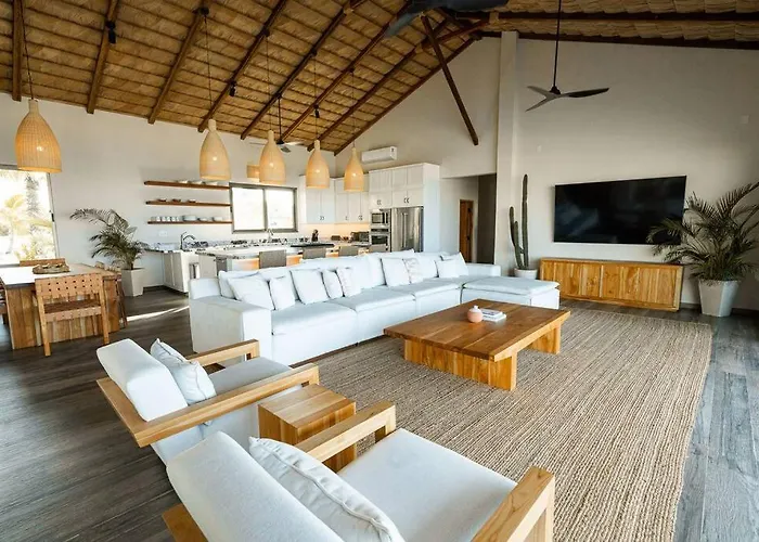 Onda Beachfront Luxury Estate Next To Four Seasons Costa Palmas Villa *