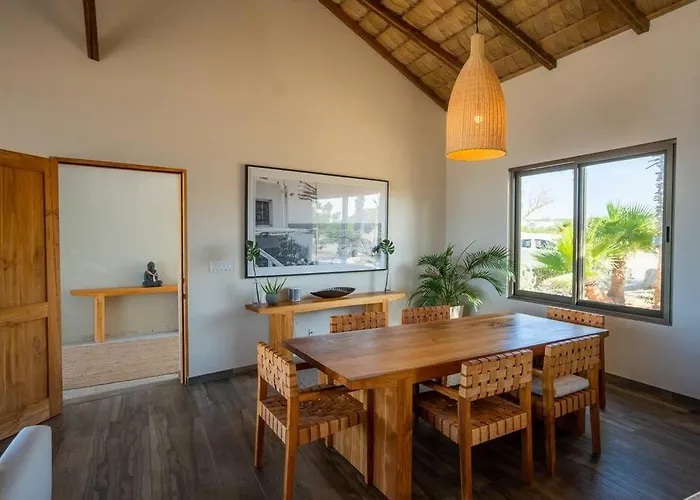 Onda Beachfront Luxury Estate Next To Four Seasons Costa Palmas *