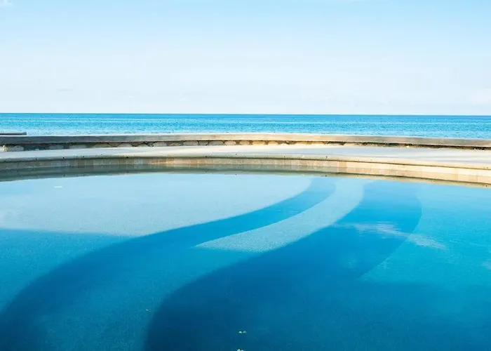 Onda Beachfront Luxury Estate Next To Four Seasons Costa Palmas *